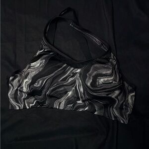 VS PINK Ultimate Lightly Lined Sports Bra